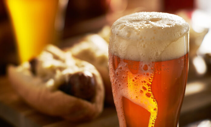 1761776-bigstock-ipa-beer-with-overflowing-foam-174914830.jpg