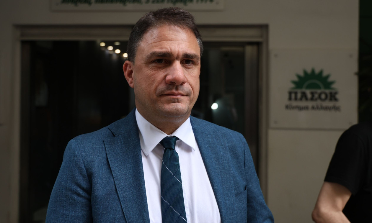 Με Ξαρχάκο-Γκάτσο απαντά ο Τσουκαλάς στη… μουσική πολιτική αντιπαράθεση