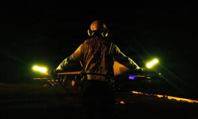 1762049-centcom-cvn-77.jpg