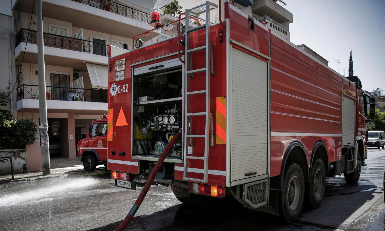Φωτιά σε εγκαταλελειμμένη μονοκατοικία στην Αθήνα