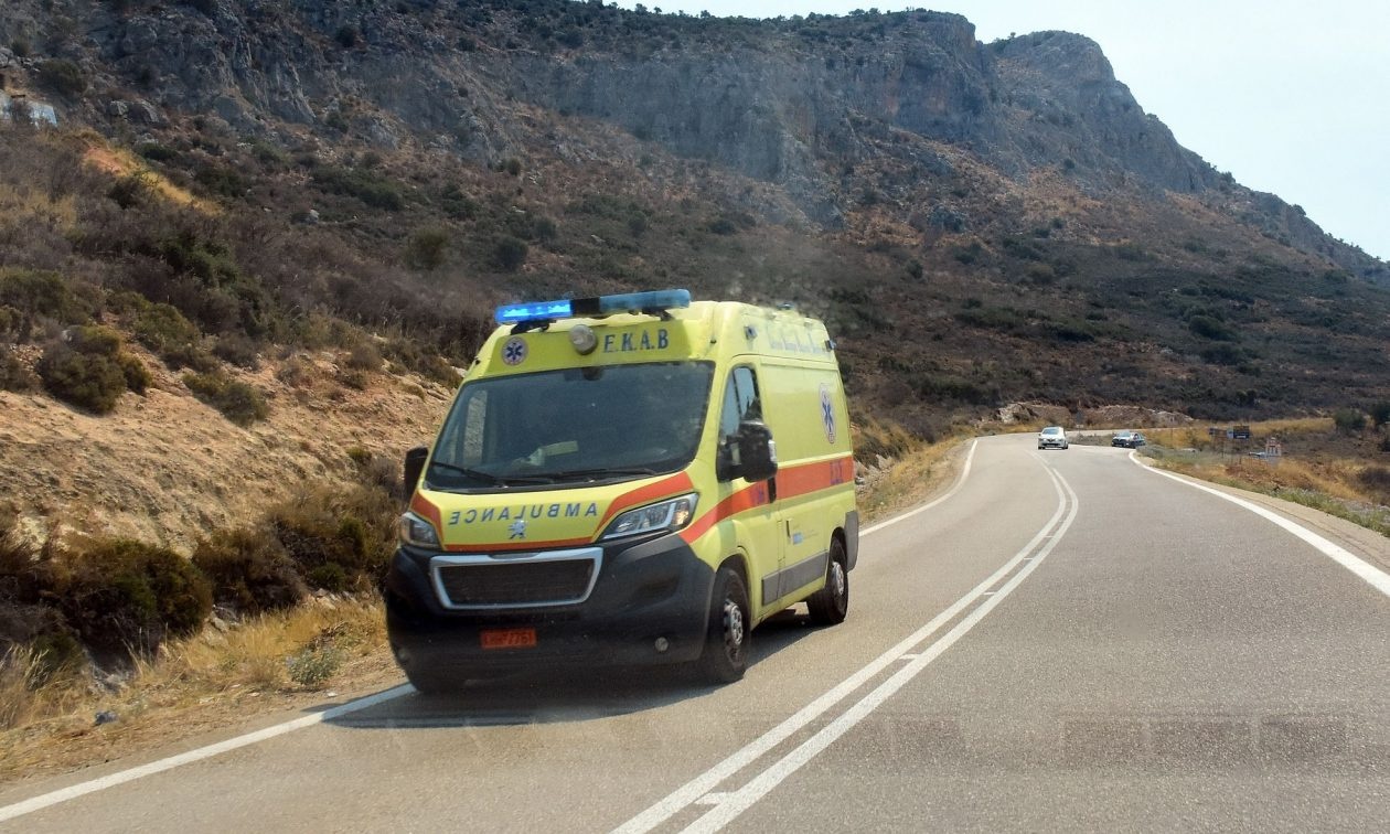 Σοβαρό τροχαίο στην Πάργα: Αγωνία για 31χρονο μοτοσικλετιστή που διασωληνώθηκε στο Θριάσιο