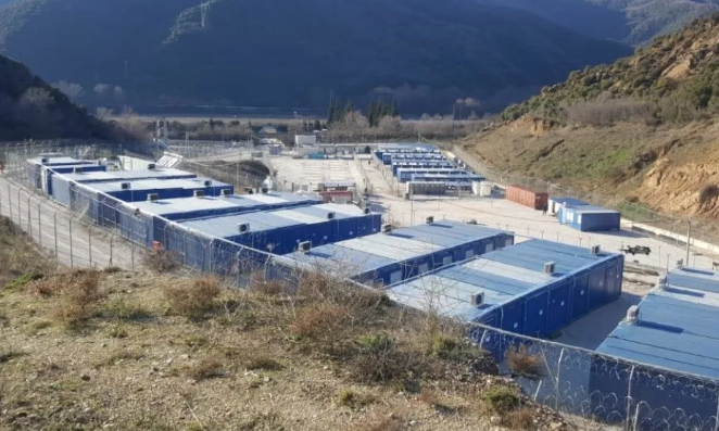 Σέρρες: Νύχτα έντασης στη δομή μεταναστών στο Κλειδί