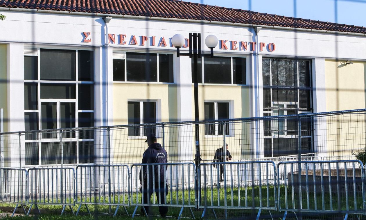 Δίκη για τα Τέμπη: Διακοπή λόγω έντασης μεταξύ συγγενών θυμάτων