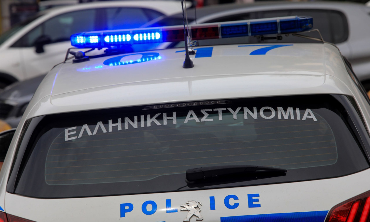 Χανιά: Συνελήφθησαν με κάνναβη και μετρητά  δύο νεαροί – Τι εντόπισαν οι αστυνομικοί