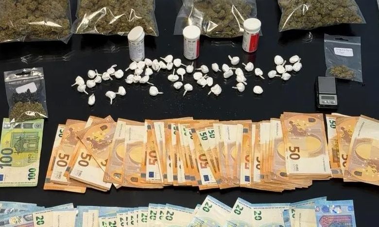 Λασίθι: 21χρονος έκρυβε φιξάκια κοκαΐνης στο κλειδί του αυτοκινήτου