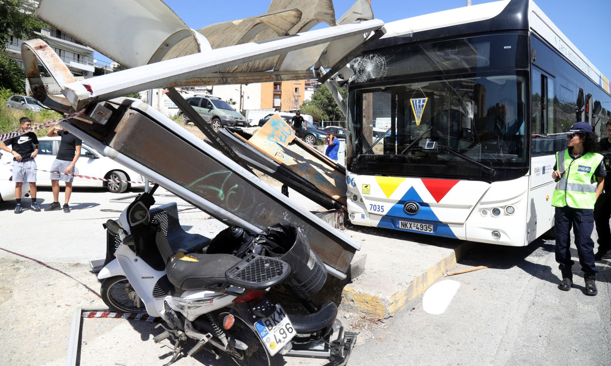 Τροχαίο στη Θεσσαλονίκη: Εξιτήριο για την 62χρονη – Παραμένει στο νοσοκομείο η 21χρονη τραυματίας