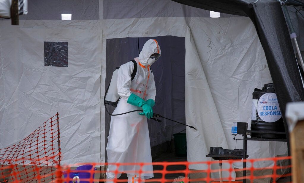 Κονγκό: Συναγερμός με πάνω από 7.000 κρούσματα Έμπολα και 4.000 νεκρούς – Εξαπλώνεται στα σχολεία