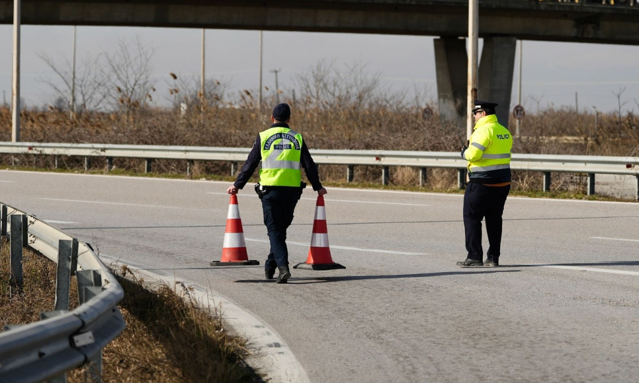 Κυκλοφοριακές ρυθμίσεις από αύριο στα διόδια Ελευσίνας λόγω εργασιών