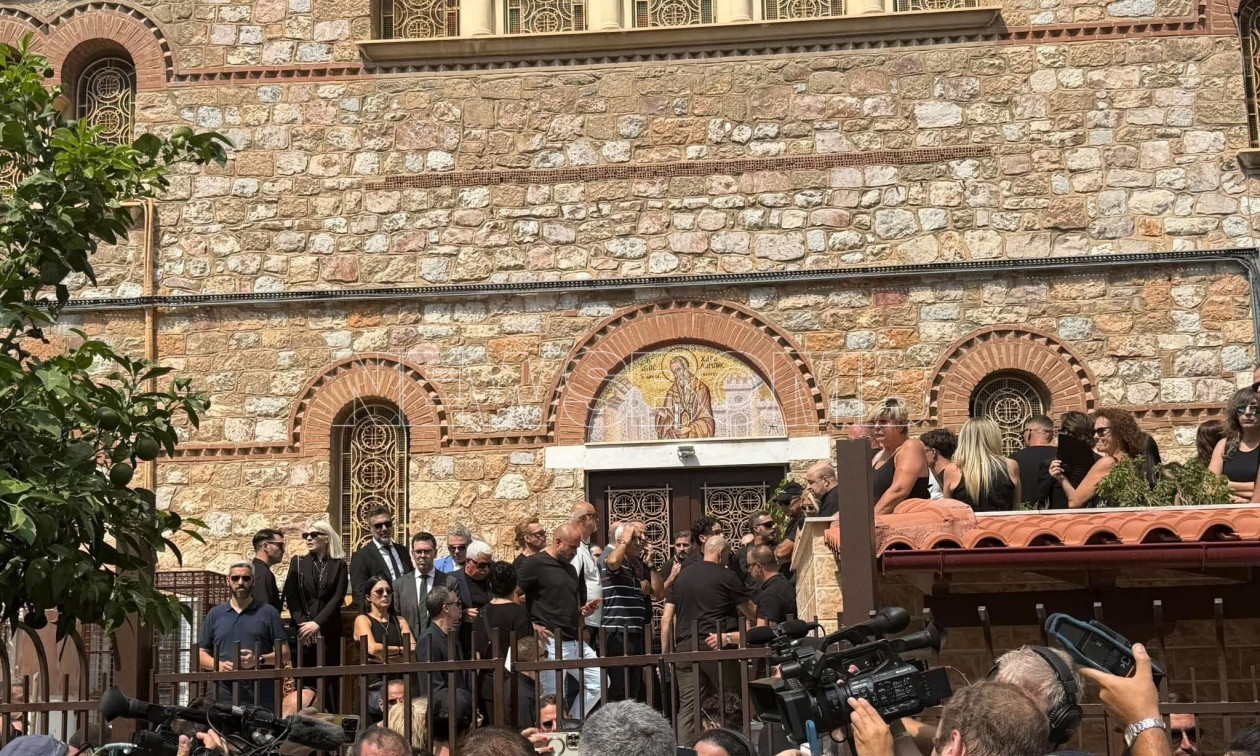 Κηδεία Γιώργου Μαζωνάκη: Ο επικήδειος του Μητροπολίτη Νίκαιας – «Πολύτιμη η προσφορά του»
