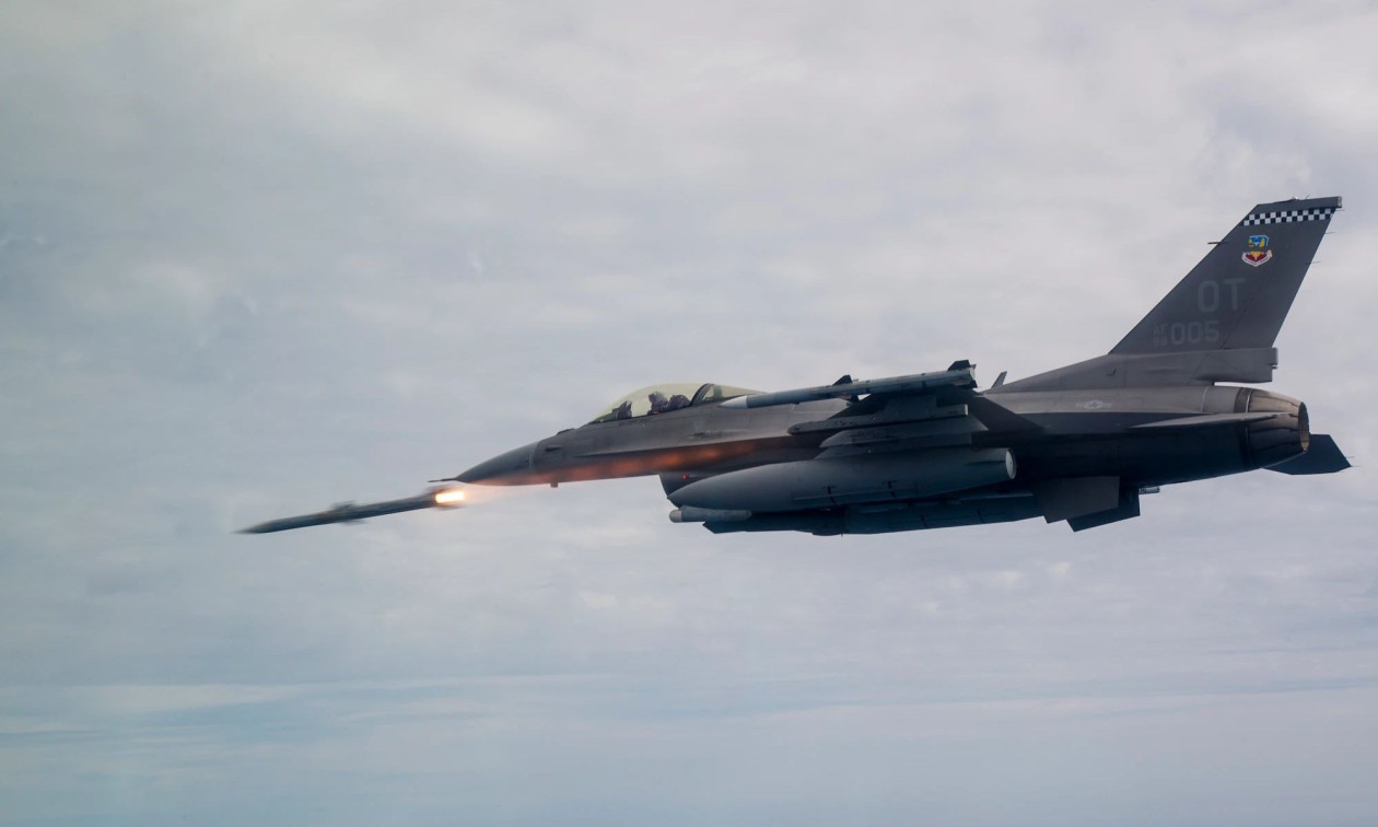 Λιθουανία: Μαχητικό του NATO κατέρριψε drone κοντά στο Κάουνας – Ερευνάται αν ήρθε από τη Λευκορωσία