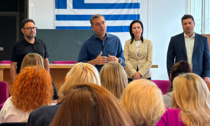 1763508-366d6ba5-tsipras.jpg