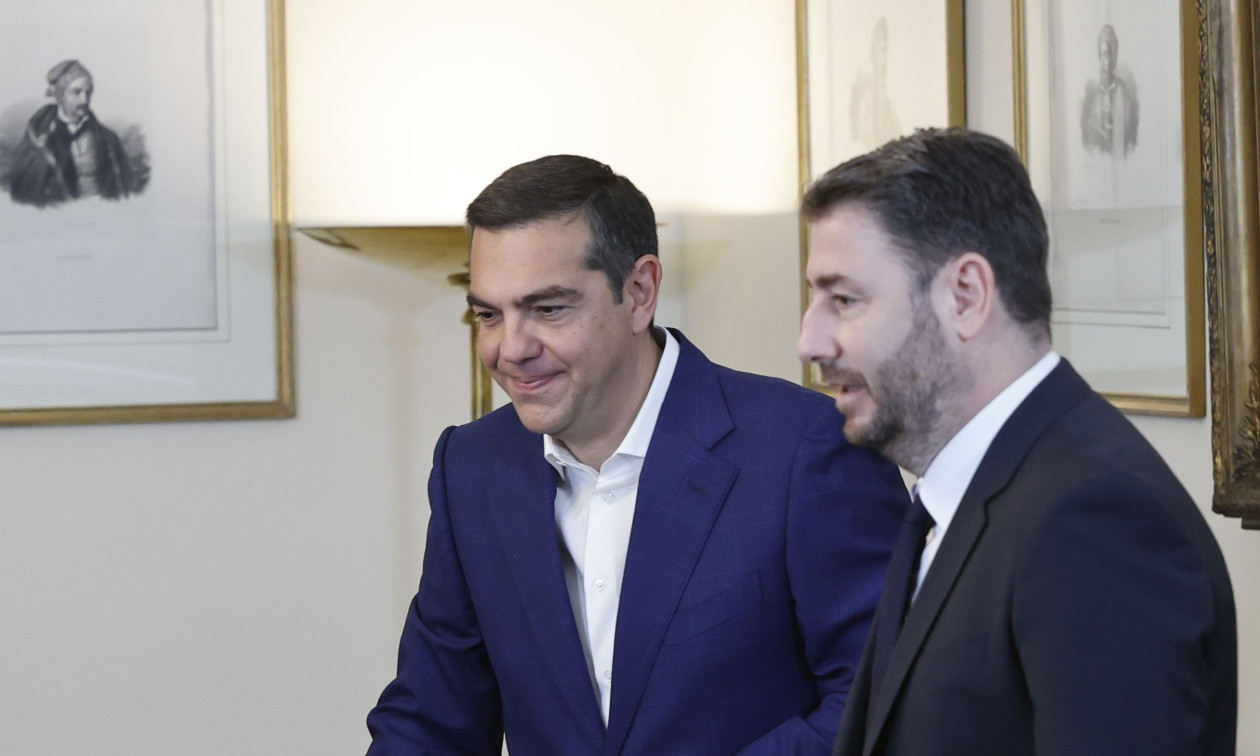 Η… περίπλοκη σχέση ΠΑΣΟΚ – ΕΛΑΣ και η δύσκολη συγκατοίκηση στην πολυκατοικία της σοσιαλδημοκρατίας