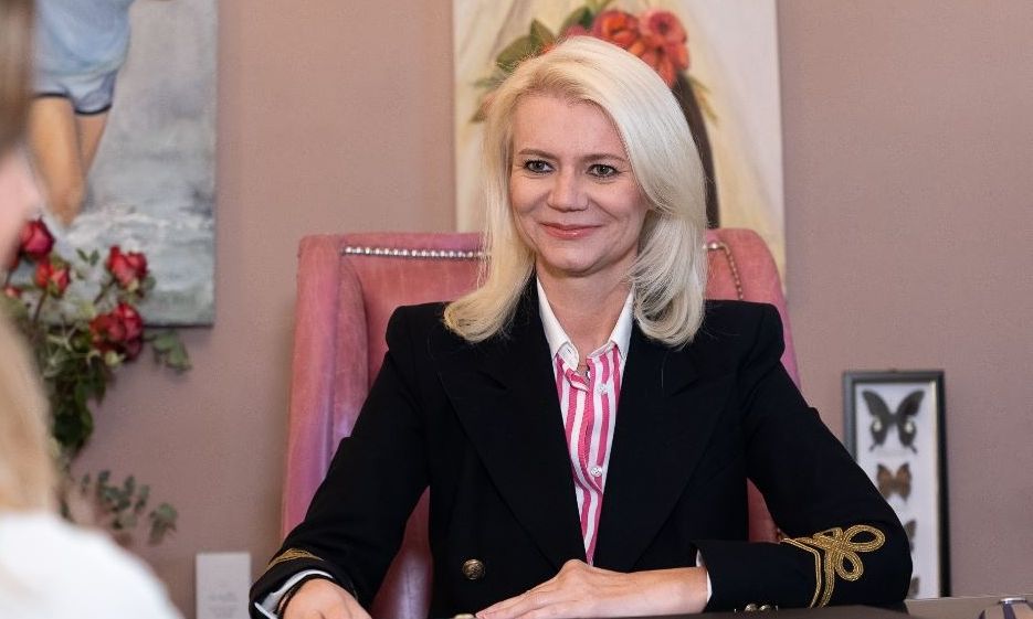 Ιωάννα Γάκα: Από το Δομοκό στο Κολωνάκι και από το αγροτικό στα Φάρσαλα στην μοιρα πλασμαφαίρεση