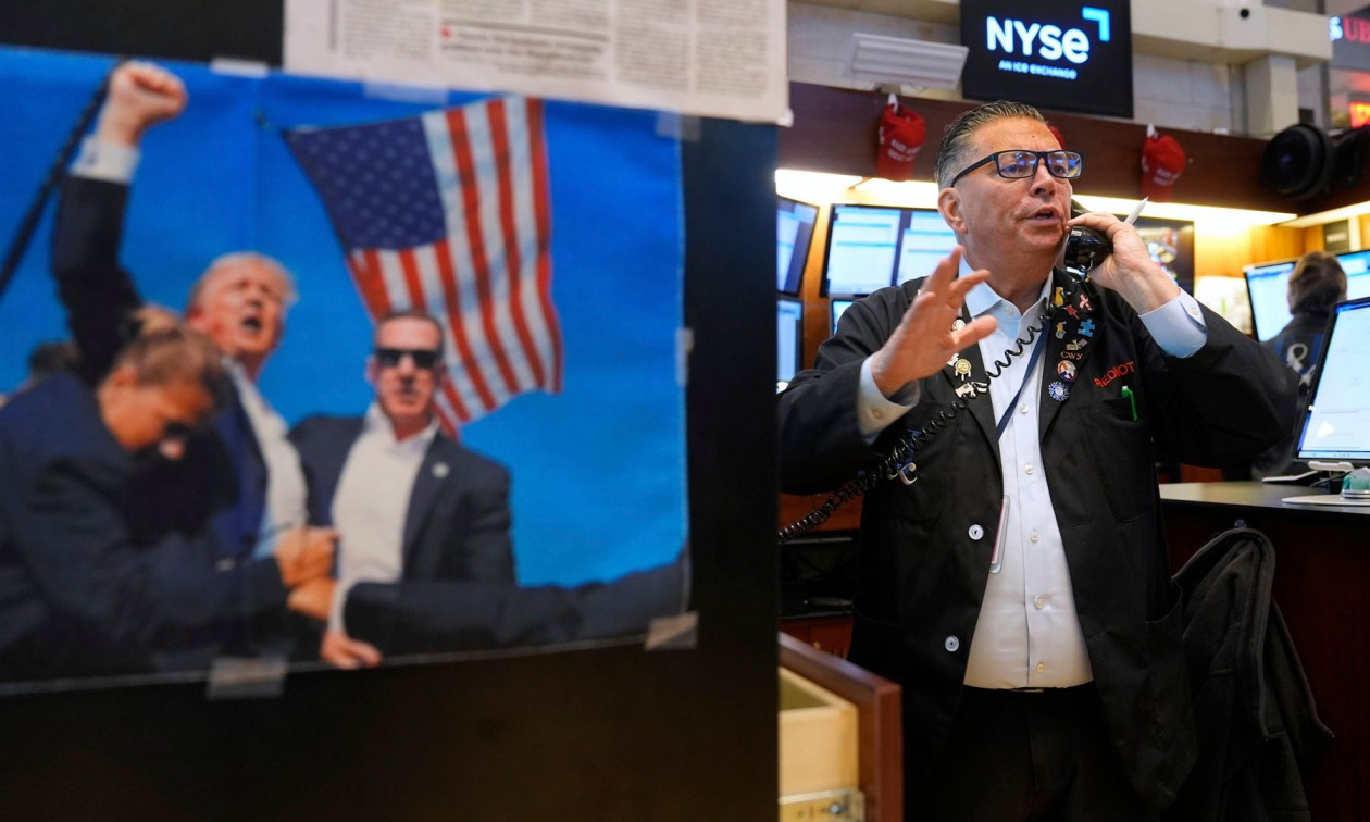 Wall Street: Βαριές απώλειες μετά την αύξηση των επιτοκίων από τη Fed – Σφοδρή αντίδραση από Τραμπ