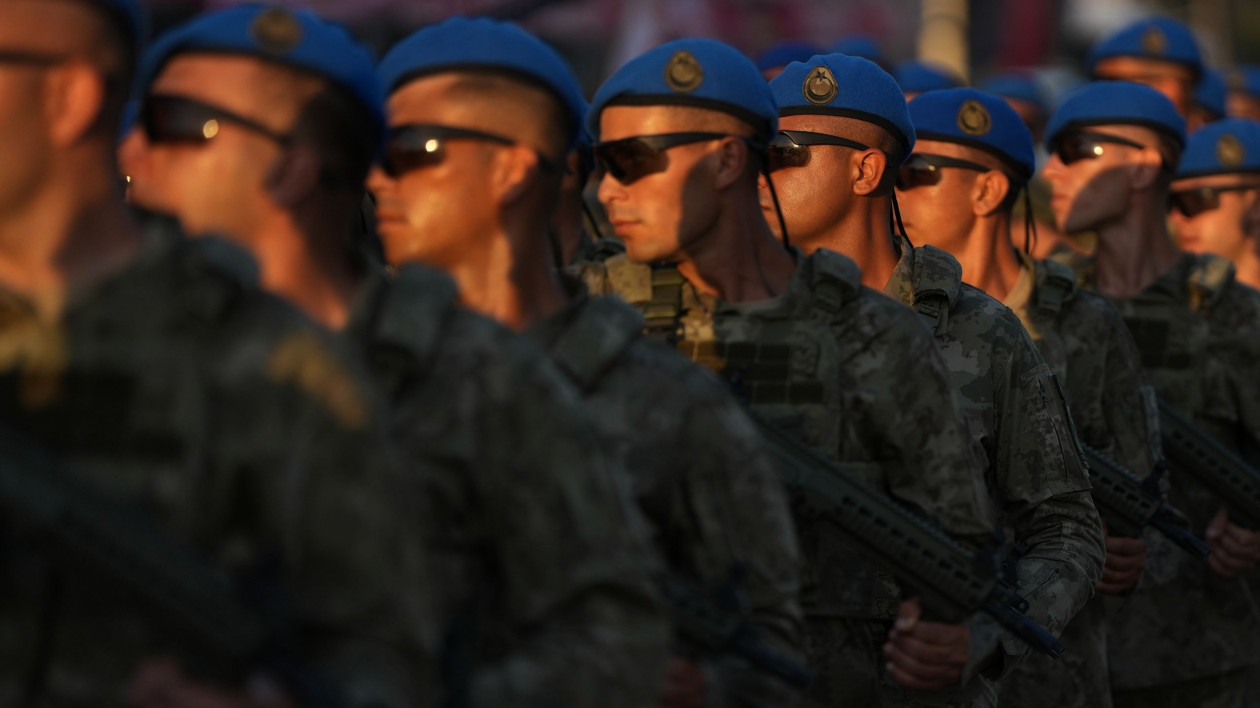 Πολεμικό παραλήρημα στην Τουρκία: Πώς παρουσιάζουν την μεταφορά 2000 κομάντος