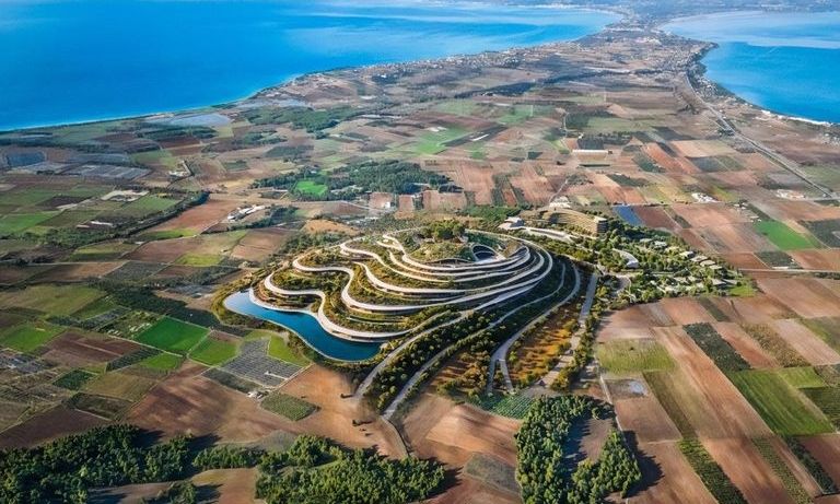 Mega επένδυση 387 εκατ. ευρώ στη Σάνη Χαλκιδικής – 546 δωμάτια, 228 branded κατοικίες και beach club