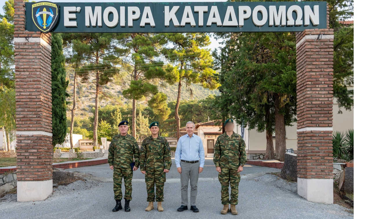 Στην Ε’ Μοίρα Καταδρομών ο Δαβάκης – «Σε καλά χέρια η εθνική ασφάλεια της πατρίδας»