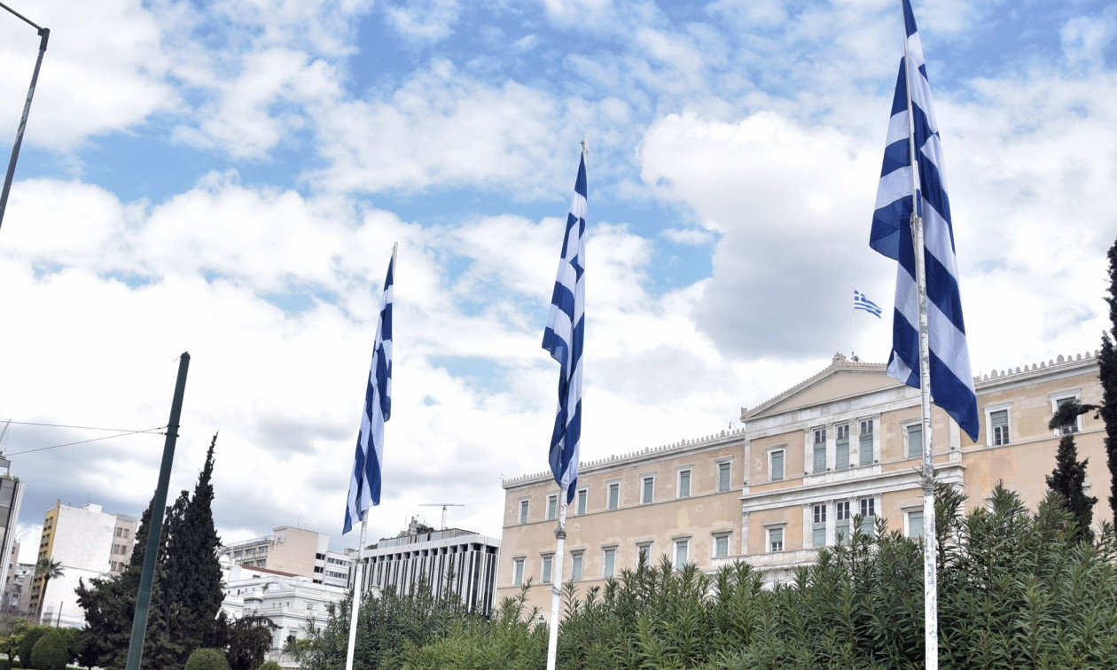 Δημοσκόπηση Alco: Πρώτη με διαφορά δέκα μονάδων η ΝΔ – Εκτός Βουλής ο ΣΥΡΙΖΑ, ποιοι μπαίνουν οριακά