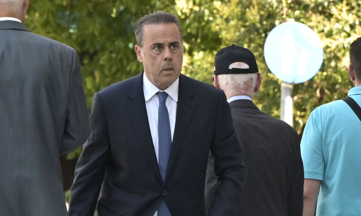 Σταύρος Παπασταύρου: Πρόβλημα με την πτήση του για Νέα Υόρκη – Θα προσγειωθεί στην Ουάσινγκτον