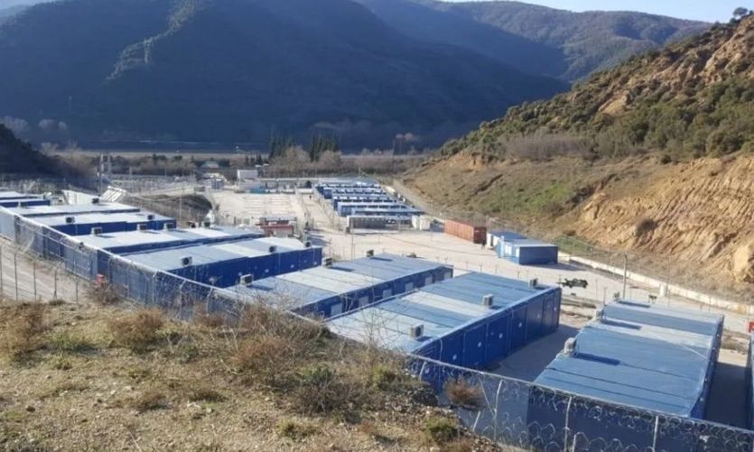 Σέρρες: Νέα απόπειρα απόδρασης μεταναστών από τη δομή στο Κλειδί